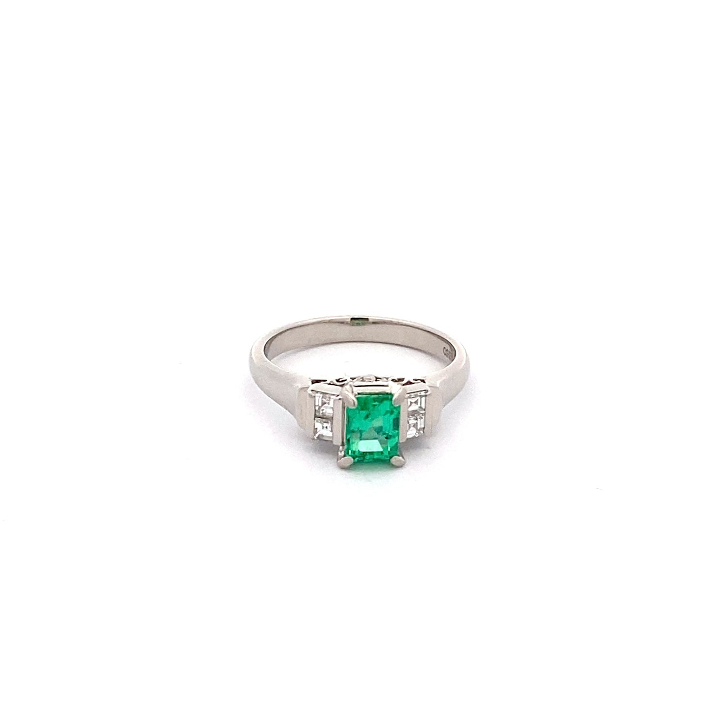 Maki Emerald Diamond Platinum Ring