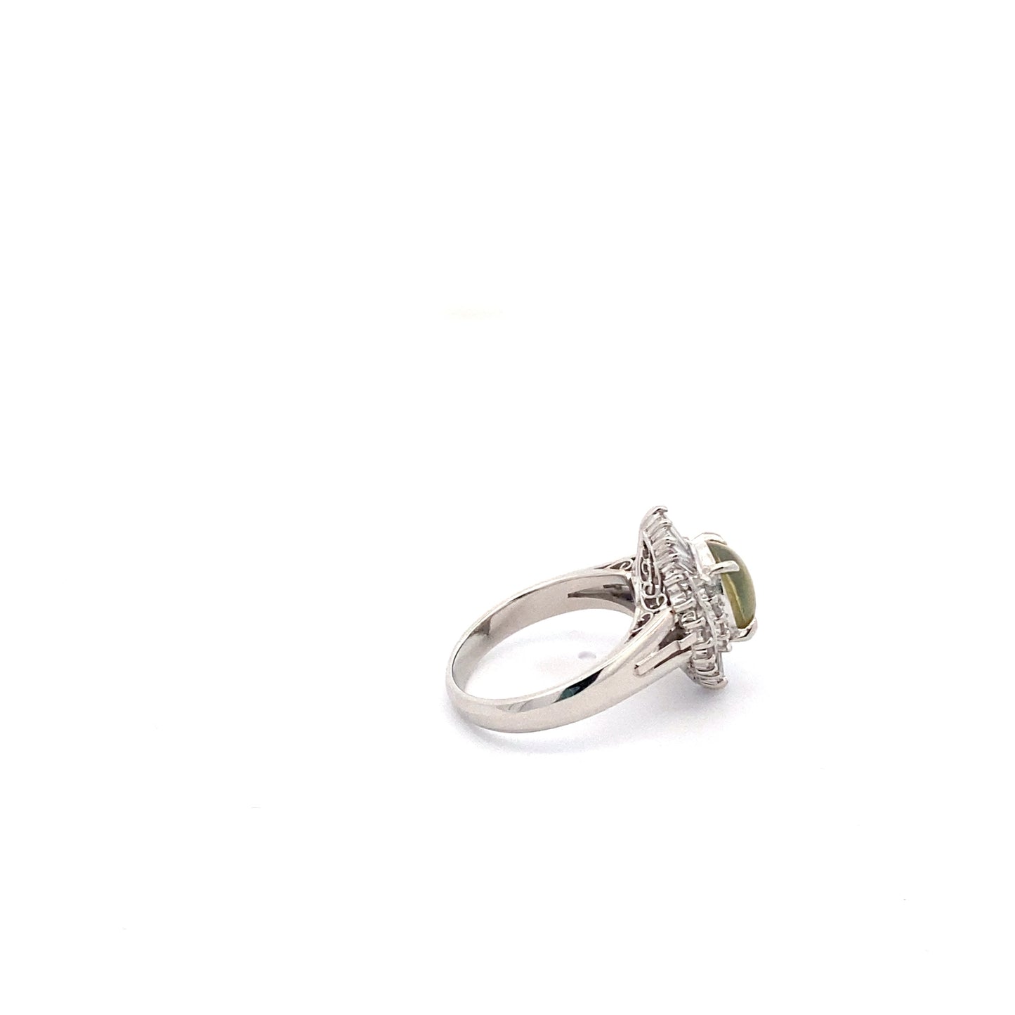 Cats eye Diamond Platinum Ring